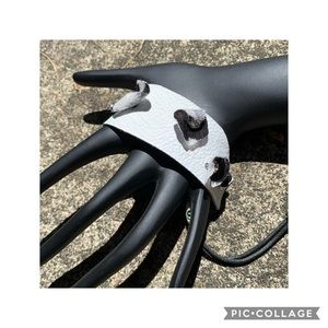 leather, rhinestone adjustable cuff /vtg bead